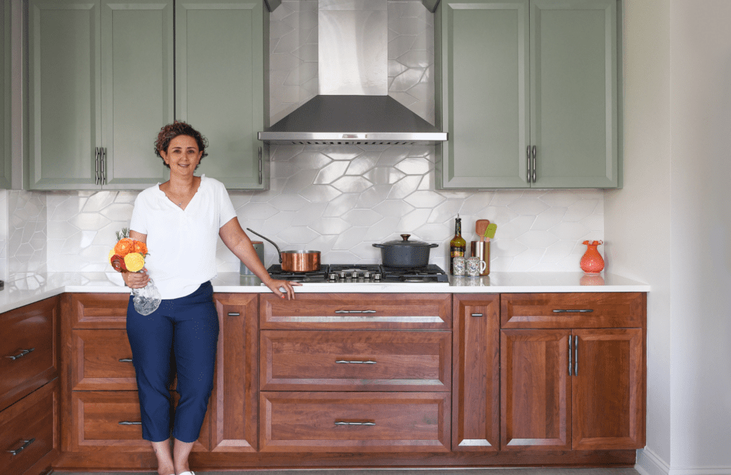 Akg Design Studio Llc Northern Va Anna Gibson On Fixr List Of 124 Influential Designers Anna Styling Kitchen Timeless Kitchen Interior Design